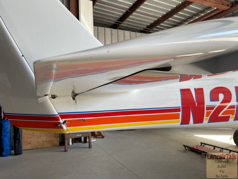 Lancair 320/360 N2PE photo