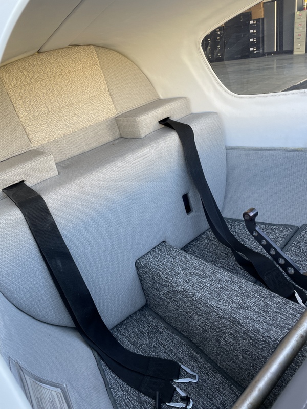 Lancair 320/360 N52LC photo