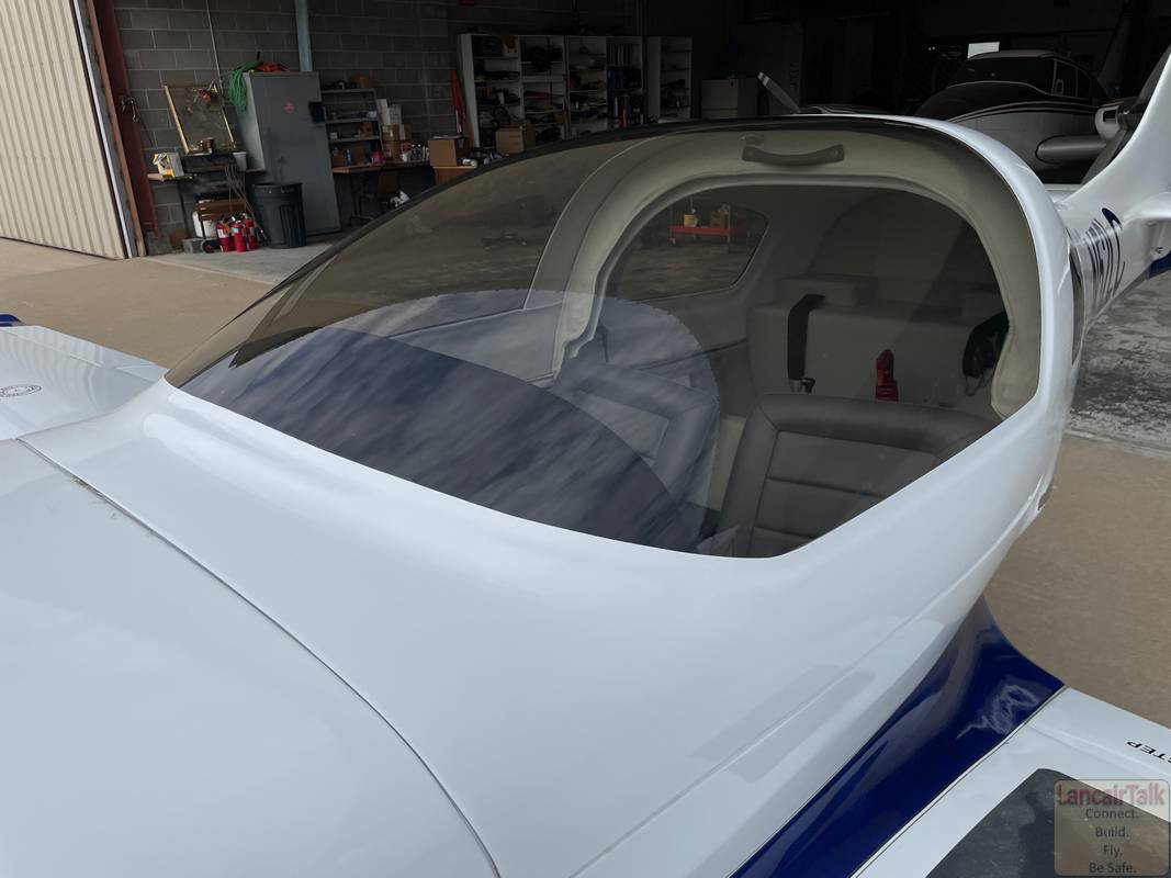 Lancair 320/360 N52LC photo