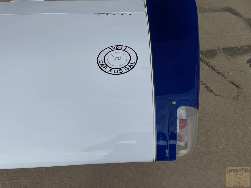 Lancair 320/360 N52LC photo