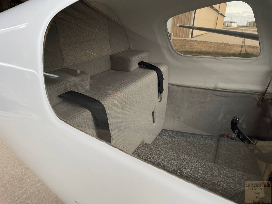 Lancair 320/360 N52LC photo