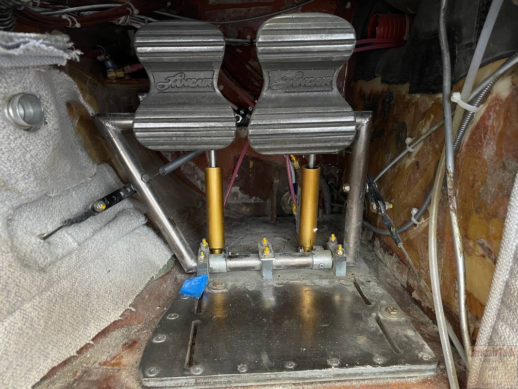 Lancair 320/360 N52LC photo