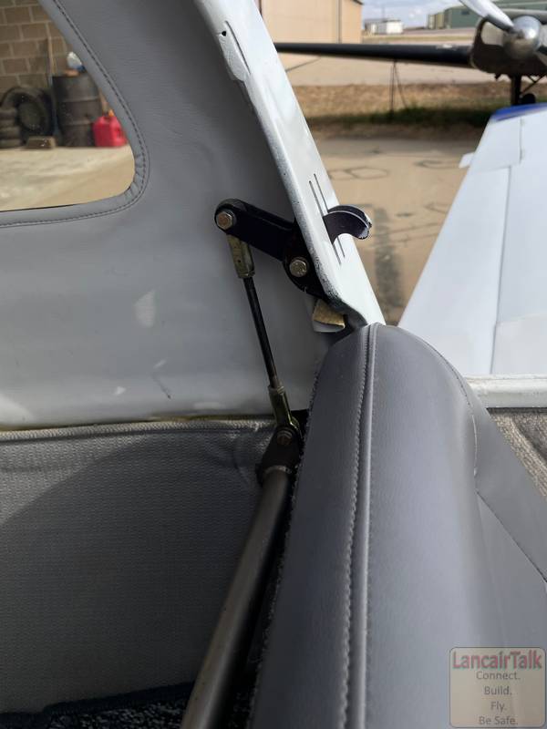 Lancair 320/360 N52LC photo