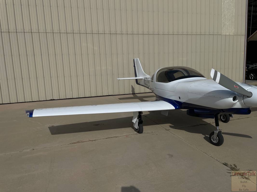 Lancair 320/360 N52LC photo