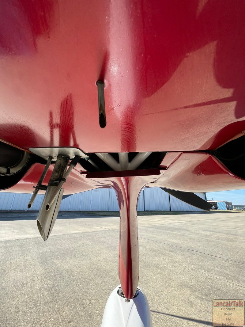 Lancair Legacy FG N64YZ photo