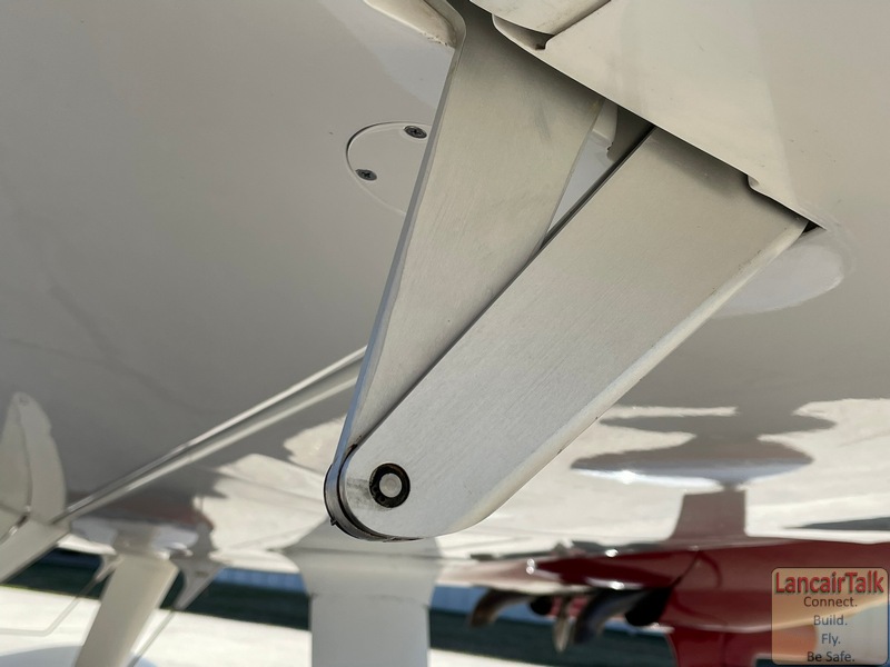 Lancair Legacy FG N64YZ photo